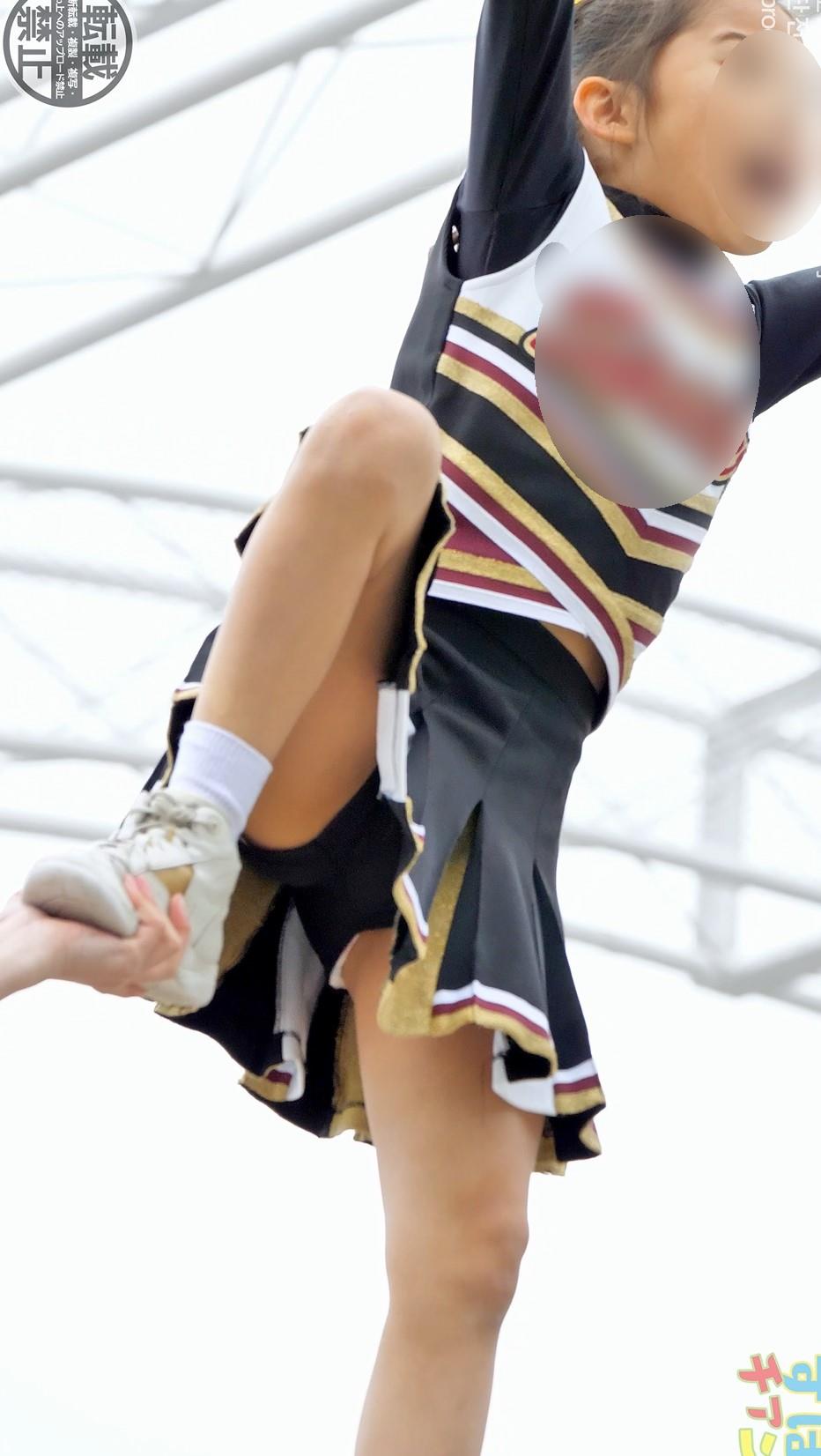 アクロバティックなチア(4K) すぽチァン　スパッツ　ブルマ型アンダースコート　はみパン　小中学生チア　女子大生チア